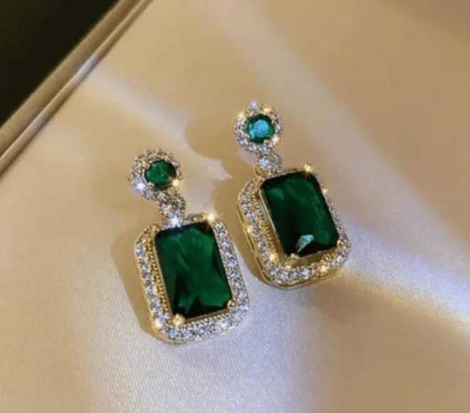 Solitaire Emerald Drops