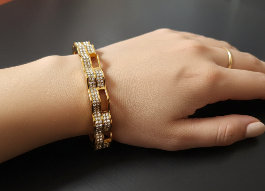 Glass stone stud bracelet