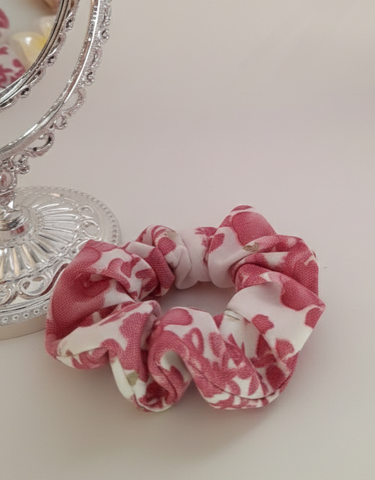 Pink flower patch scrunchie