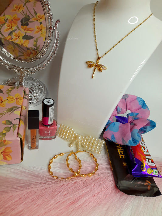 Large Gift Hamper 🎁