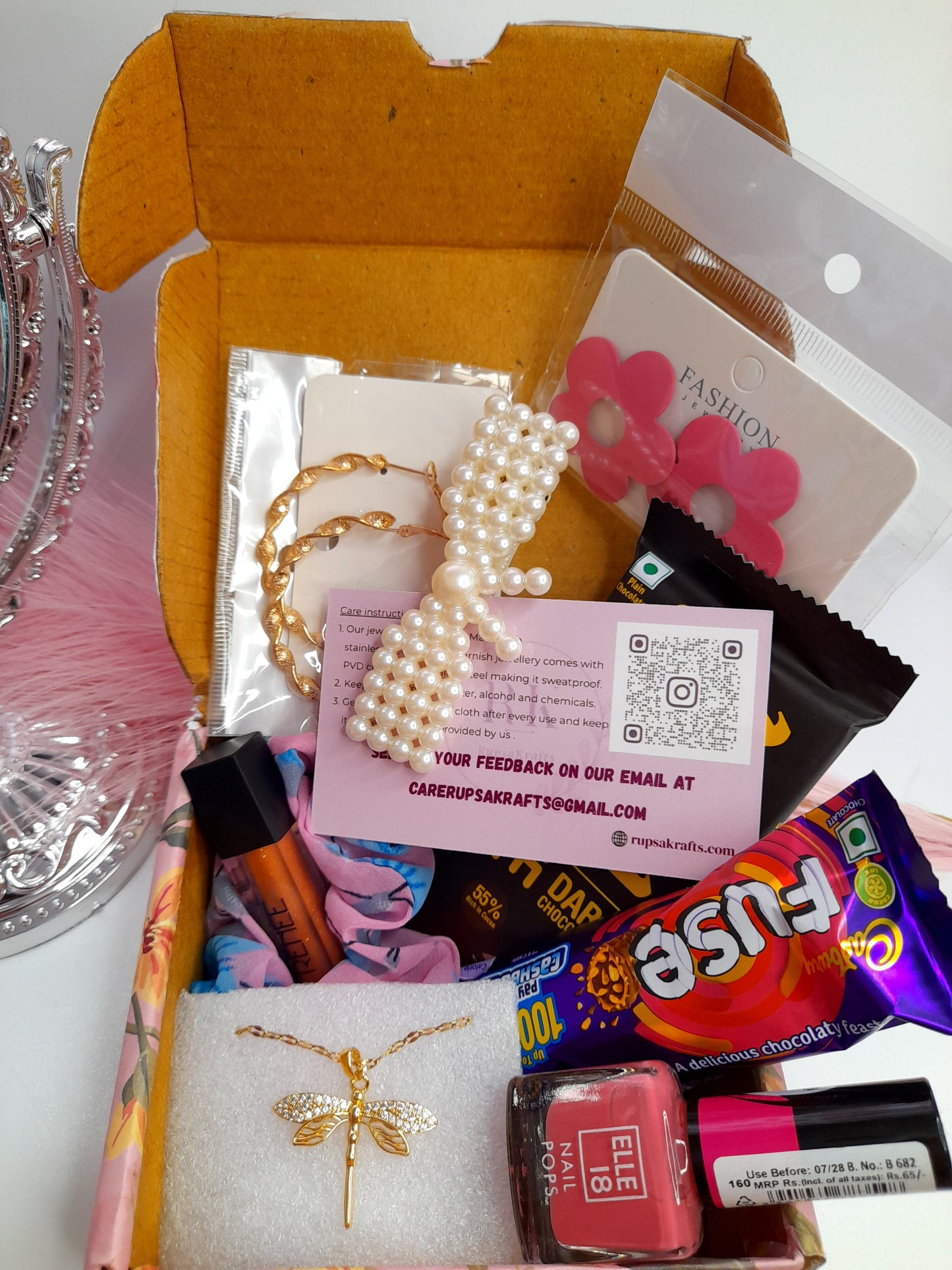 Large Gift Hamper 🎁