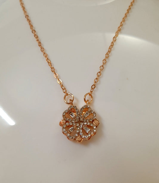 Clover Charms Pendant- Rose Gold