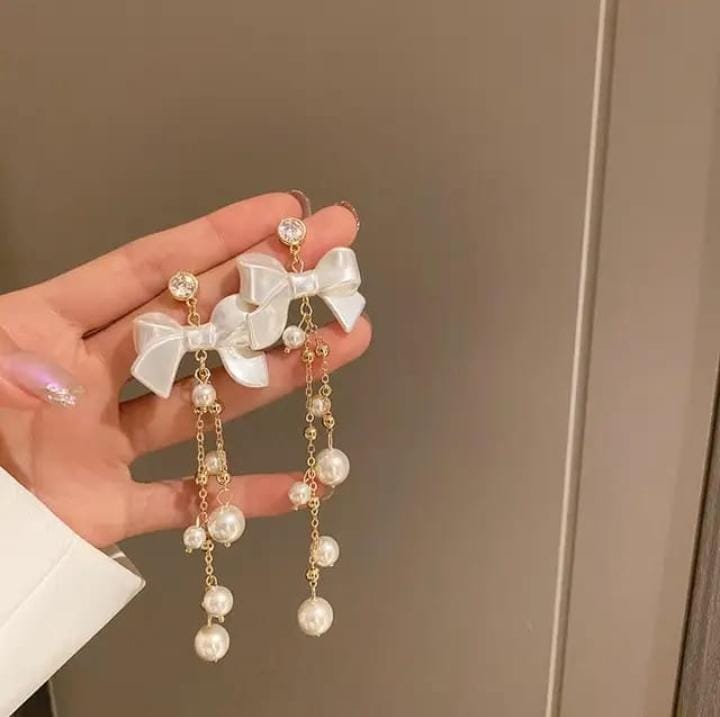 Bow Chandeliers 🎀