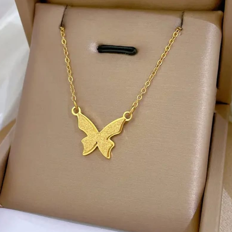 Antitarnish Butterfly Pendant