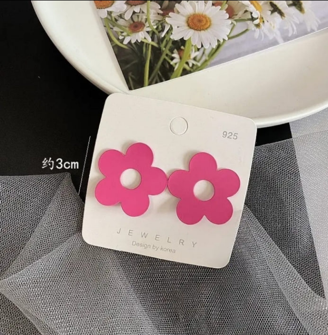 Pink Love Earrings 💕