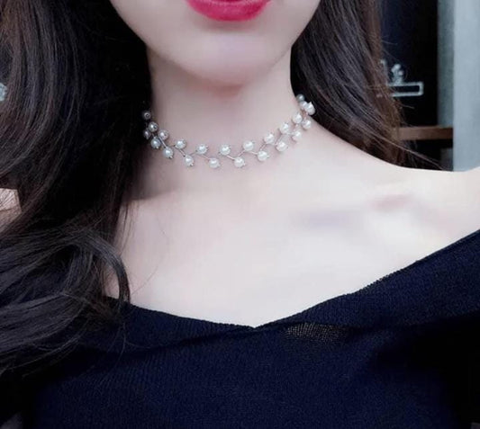 Pearly Choker